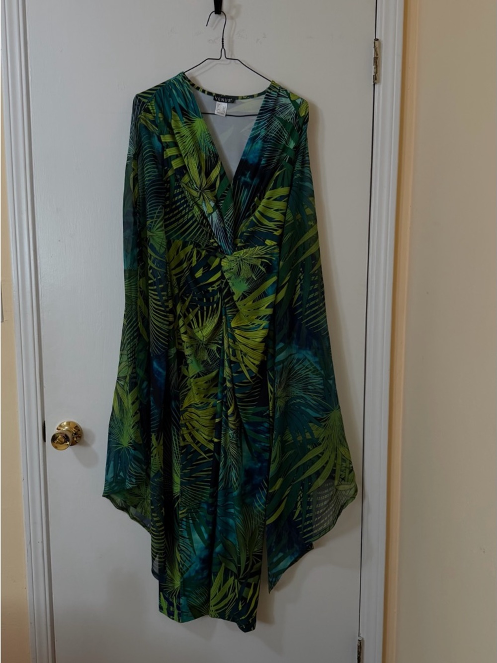 VENUS Resort Style Green and Teal Asymmetrical Tropical-Print Dress